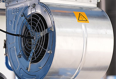 ระบบระบายความร้อน (Centrifugal Fan Cooling) ประสิทธิภาพสูง สำหรับปั๊มลมสกรู SSVe Series